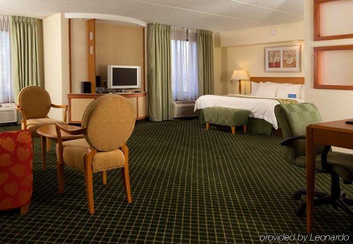 Fairfield Inn And Suites Atlanta Airport South/Sullivan Road College Park Habitación foto